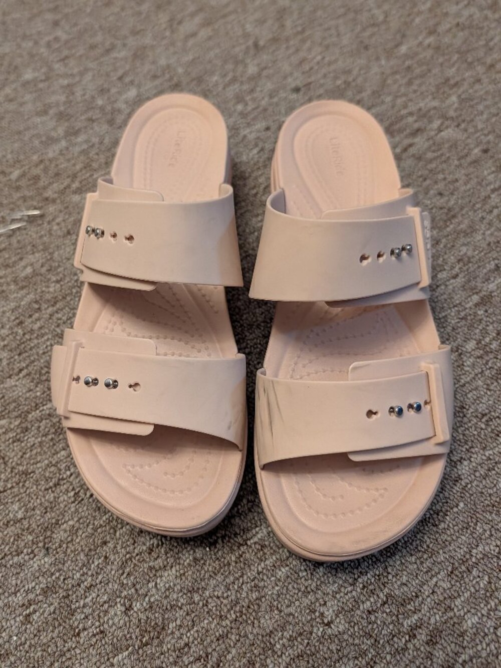 Crocs Brooklyn Buckle Low Wedge Sandals Pale Blush Women’s 9 LiteRide